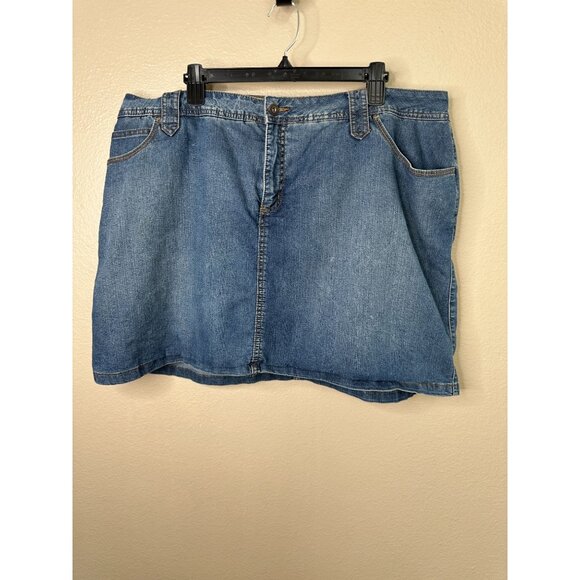 St Johns Bay Womens Denim Skort 20W jean button zipper shorts skirt mini - Picture 2 of 6